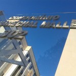 letra de pvc para prédios aplcada em vidro letreiro de condomínio curitiba