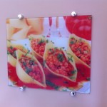 placa de vidro com adesivo