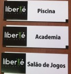 placas de porta para edificios