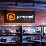 placa logomarca interior