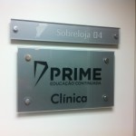 placa de vidro para porta