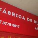 placa backlight em acm com letras em acrílico, acm led acrilico curitiba, placa de acm curitiba, comunicação visual acm curitiba, letreiros para fachadas curitiba