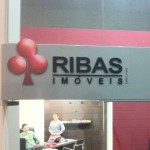 placa para sala comercial