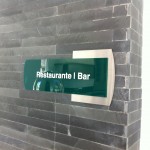 placa em aço e acrilico curitiba