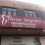 placa externa em acm com pvc expandido curitiba